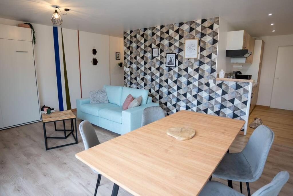 La Terrasse Des Bons Jours Apartment ชาร์เลอวิลล์-เมซิแยร์ ภายนอก รูปภาพ